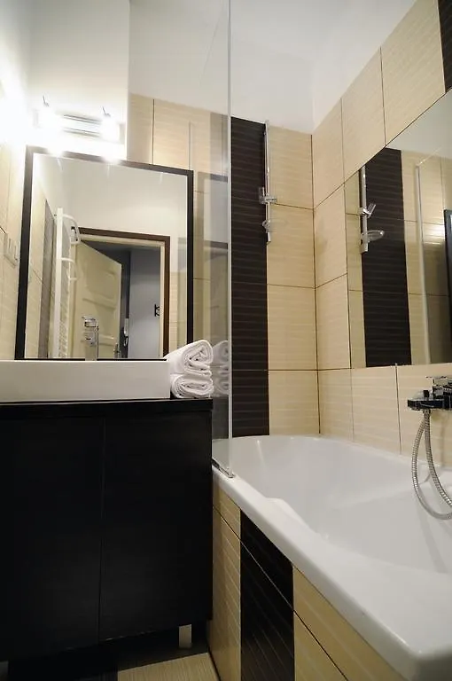 Hollywood Apartments Krakow