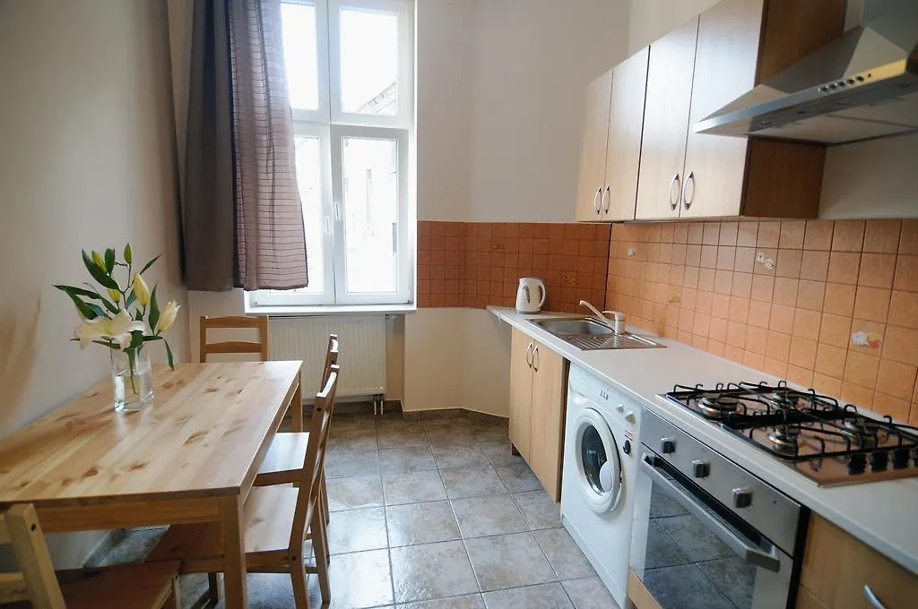 Hollywood Apartments Krakow 0*,  Poland
